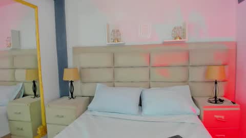 Rose online show from 03-10-25, 04:35