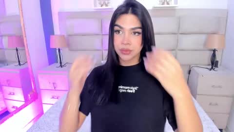 Rose online show from 09-11-25, 01:00