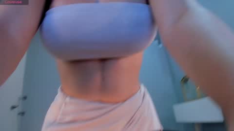 Rose  online show from 12-31-24, 05:29