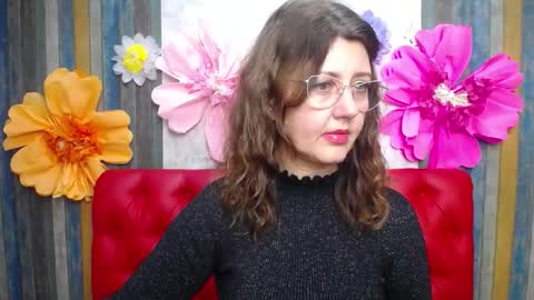 Snapshot of rosehille chatting on 12-04-25, 03:10 RoseHille online show from 12-04-25, 03:10