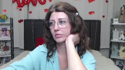 Snapshot of rosehille chatting on 05-28-26, 05:21 RoseHille online show from 05-28-26, 05:21