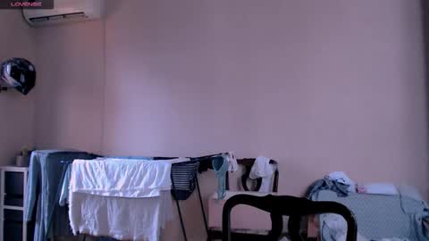 Rose online show from 09-28-25, 08:09