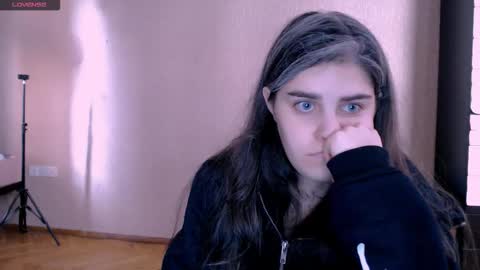 Rose online show from 10-01-25, 06:52