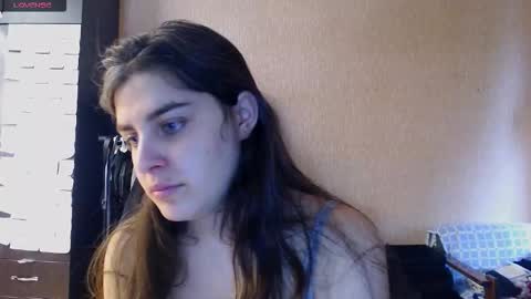 Rose online show from 03-22-26, 09:23