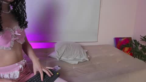 Lyla OF roselinedior online show from 01-08-25, 06:52