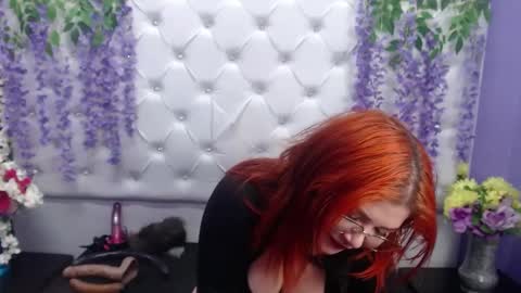 Snapshot of roselyn_arnold chatting on 01-30-25, 06:00 Julieta online show from 01-30-25, 06:00
