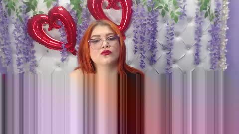 Snapshot of roselyn_arnold chatting on 02-18-25, 12:17 Julieta online show from 02-18-25, 12:17