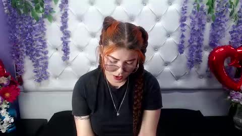 Snapshot of roselyn_arnold chatting on 03-12-25, 02:56 Julieta online show from 03-12-25, 02:56