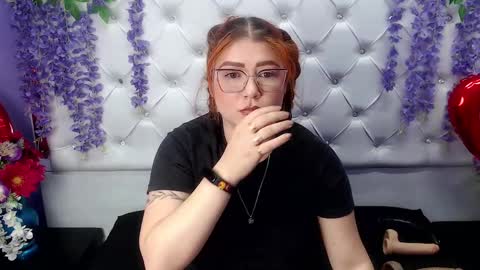 Snapshot of roselyn_arnold chatting on 03-12-25, 07:49 Julieta online show from 03-12-25, 07:49