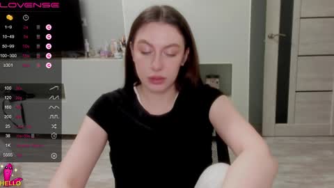 Snapshot of rosepage chatting on 03-26-26, 09:42 Julia online show from 03-26-26, 09:42