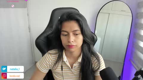 Snapshot of roseparis chatting on 01-09-26, 03:04 Nat online show from 01-09-26, 03:04