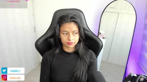 Snapshot of roseparis chatting on 02-10-26, 02:54 Nat online show from 02-10-26, 02:54