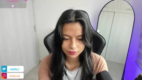 Snapshot of roseparis chatting on 02-13-26, 03:41 Nat online show from 02-13-26, 03:41