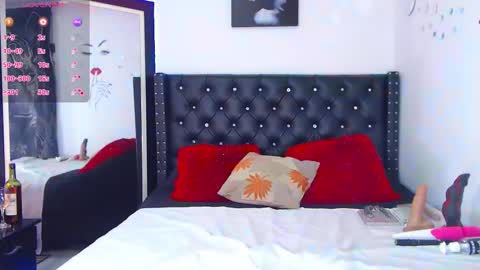 Snapshot of roseramiirez chatting on 11-13-25, 11:25 roseramiirez online show from 11-13-25, 11:25