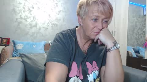 Lovepinklilly online show from 01-12-25, 05:44