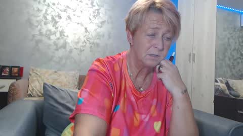 Lovepinklilly online show from 01-16-25, 07:10