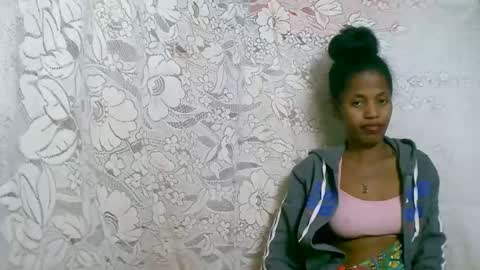 rosia online show from 10-25-25, 03:03