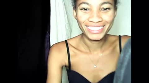Snapshot of rosie6601 chatting on 05-21-26, 06:15 rosie6601 online show from 05-21-26, 06:15