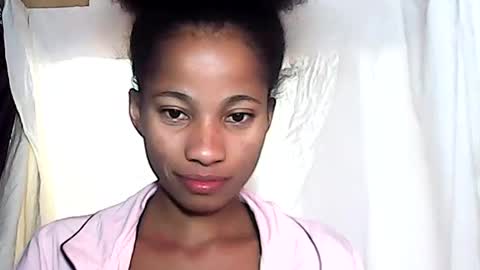 Snapshot of rosie6601 chatting on 06-20-26, 05:16 rosie6601 online show from 06-20-26, 05:16