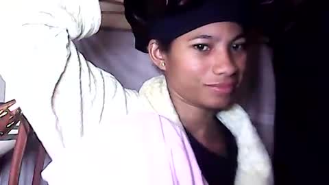 Snapshot of rosie6601 chatting on 07-12-26, 02:13 rosie6601 online show from 07-12-26, 02:13