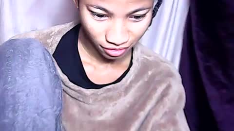 Snapshot of rosie6601 chatting on 08-03-26, 03:49 rosie6601 online show from 08-03-26, 03:49