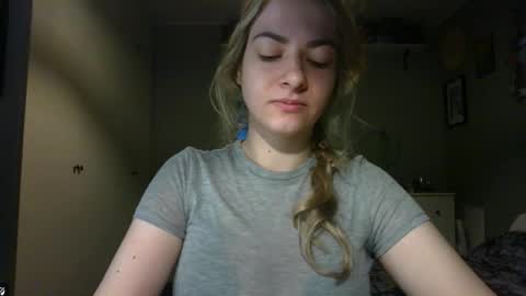 Snapshot of rosie_june chatting on 01-16-26, 07:34 Rosie online show from 01-16-26, 07:34