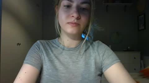 Snapshot of rosie_june chatting on 03-03-26, 07:36 Rosie online show from 03-03-26, 07:36