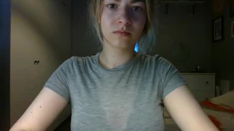 Snapshot of rosie_june chatting on 03-04-26, 08:09 Rosie online show from 03-04-26, 08:09