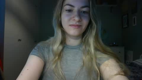 Rosie online show from 04-27-26, 07:06