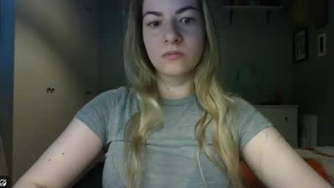 Rosie online show from 06-11-26, 06:44