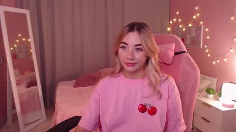 Rosie online show from 11-12-25, 01:06