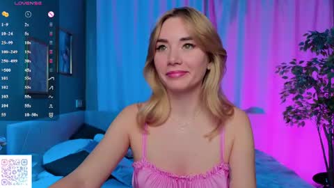 Rosie online show from 06-20-26, 01:09