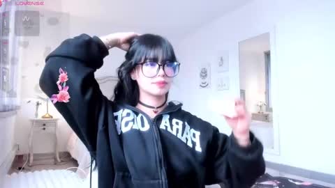 Rosieeee  online show from 09-12-25, 05:35