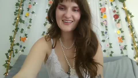Snapshot of rosie_woods chatting on 10-09-25, 06:06 rosie_woods online show from 10-09-25, 06:06