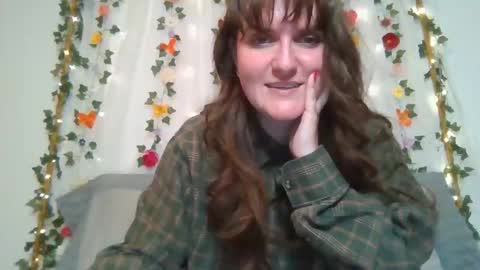 Snapshot of rosie_woods chatting on 10-28-25, 03:32 rosie_woods online show from 10-28-25, 03:32