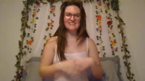 Snapshot of rosie_woods chatting on 11-12-25, 04:35 rosie_woods online show from 11-12-25, 04:35