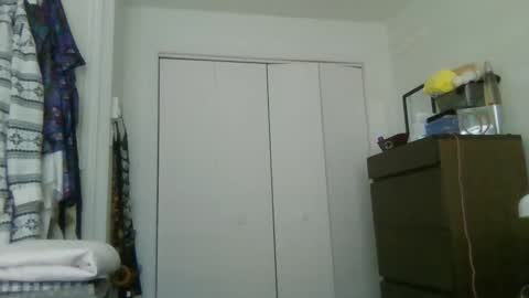 Snapshot of rosie_woods chatting on 04-23-26, 09:28 rosie_woods online show from 04-23-26, 09:28