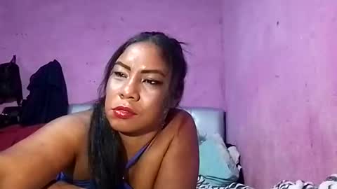 rosmerynavarro online show from 12-21-24, 03:03