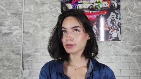 Snapshot of ross_b1 chatting on 02-16-25, 06:43 ROSS - online show from 02-16-25, 06:43