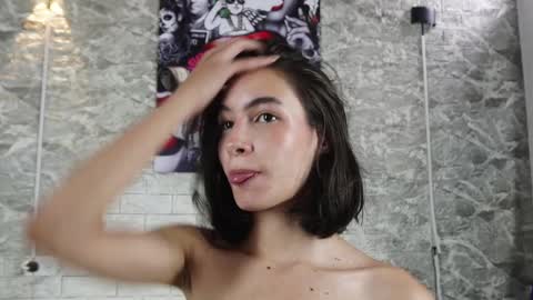 Snapshot of ross_b1 chatting on 02-21-25, 02:06 ROSS - online show from 02-21-25, 02:06