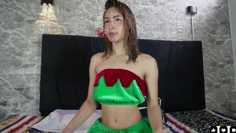 Snapshot of ross_b1 chatting on 12-14-25, 03:39 ROSS - online show from 12-14-25, 03:39