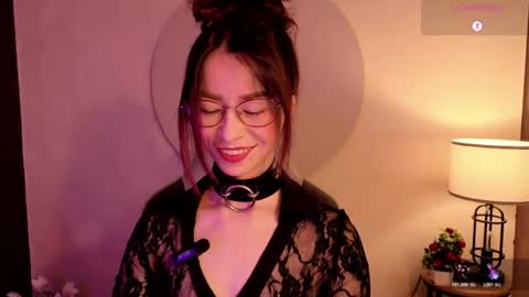 Snapshot of rosse_98_ chatting on 06-21-26, 12:52 Miss Rosse online show from 06-21-26, 12:52
