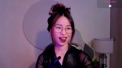 Snapshot of rosse_98_ chatting on 06-28-26, 03:18 Miss Rosse online show from 06-28-26, 03:18