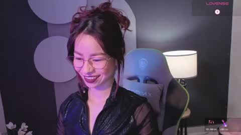 Snapshot of rosse_98_ chatting on 06-30-26, 02:07 Miss Rosse online show from 06-30-26, 02:07