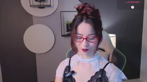 Snapshot of rosse_98_ chatting on 07-03-26, 02:45 Miss Rosse online show from 07-03-26, 02:45