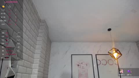 Snapshot of rosse_jeane_v chatting on 02-21-25, 01:11 rosse jeane v online show from 02-21-25, 01:11