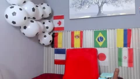 Snapshot of rosse_milf1 chatting on 06-17-26, 11:56 rosse_milf1 online show from 06-17-26, 11:56