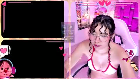 Snapshot of rossiegames chatting on 06-17-26, 03:13 Rossie online show from 06-17-26, 03:13