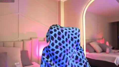 rossiie_hunt_ online show from 06-26-26, 12:20