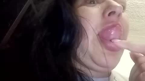 Snapshot of rossiteylor368516 chatting on 05-26-26, 06:04 rossiteylor368516 online show from 05-26-26, 06:04